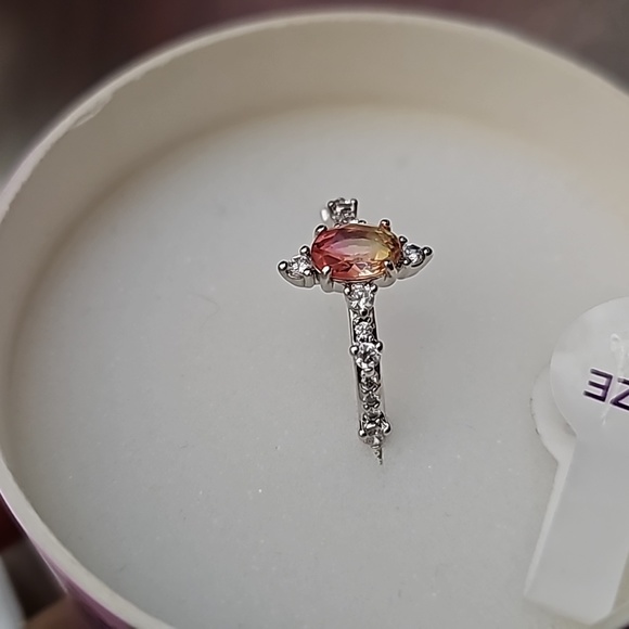 Ring - Picture 3 of 3